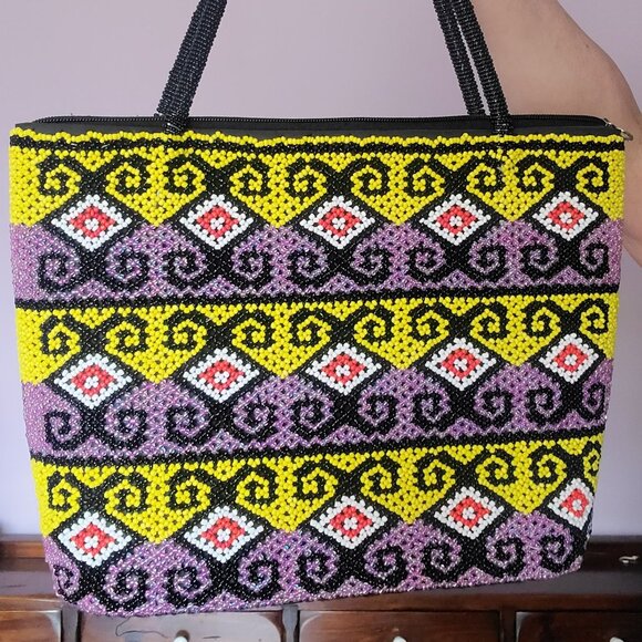 Vintage Handbags - VINTAGE | Beaded Shoulder Bag